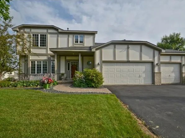 16813 Hutchinson Dr, Lakeville, MN 55044