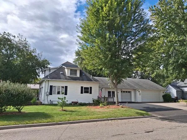 201 Norman Ave S, Foley, MN 56329