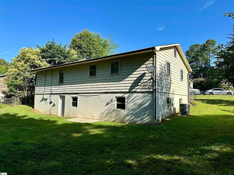 114 Tranquility Rd — Photo 3