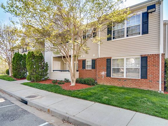 2nd image of 1900 Cliffbrook Ln #5400-J