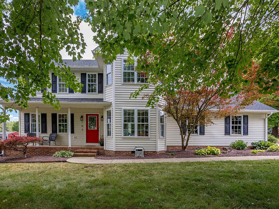 1st image of 103 Willow Dr