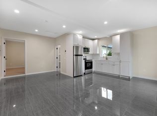 8346 1/2 Imperial Hwy, Downey, CA 90242