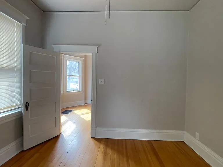1011A N Corona St — Photo 18