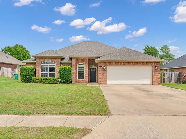 1110 Shiraz Dr, Centerton, AR 72719