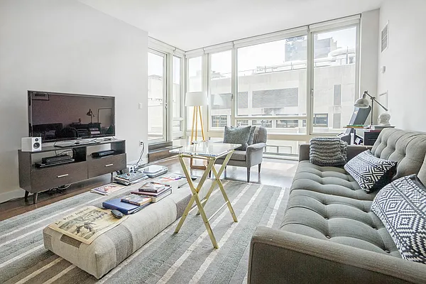 Rented by Compass | media 2