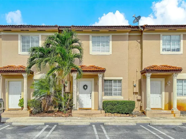 13769 SW 170th Ter, Miami, FL 33177