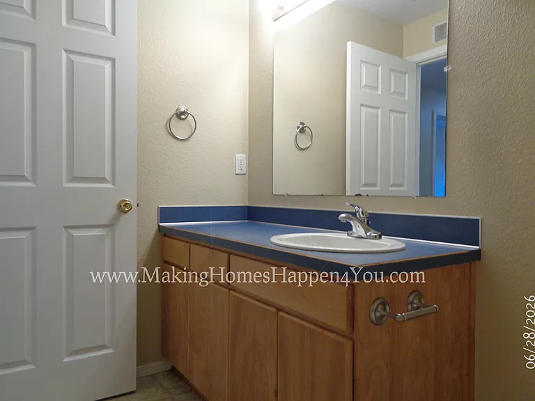 260 SW Oregon Trail Dr — Photo 20