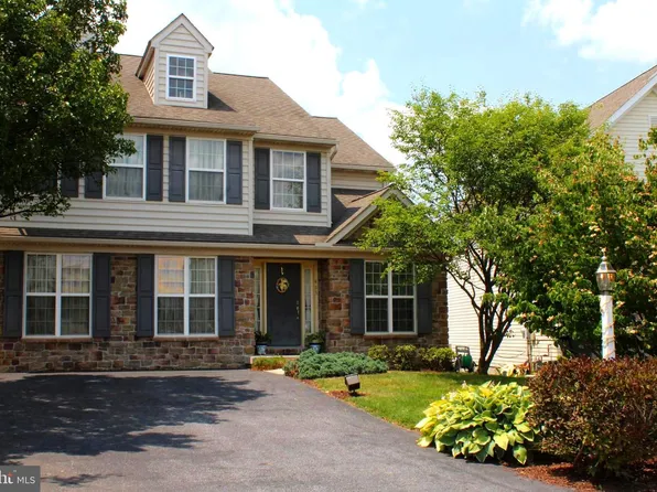 485 Thomas Armor Dr, Windsor, PA 17366