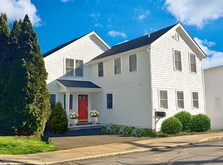 132 Seminary St, New Canaan, CT 06840