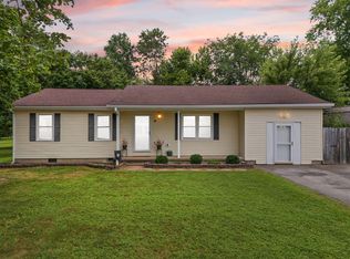 220 W Railroad St, Stanton, KY 40380
