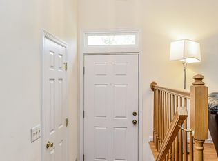 8102 Madrillon Springs Ln, Vienna, VA 22182