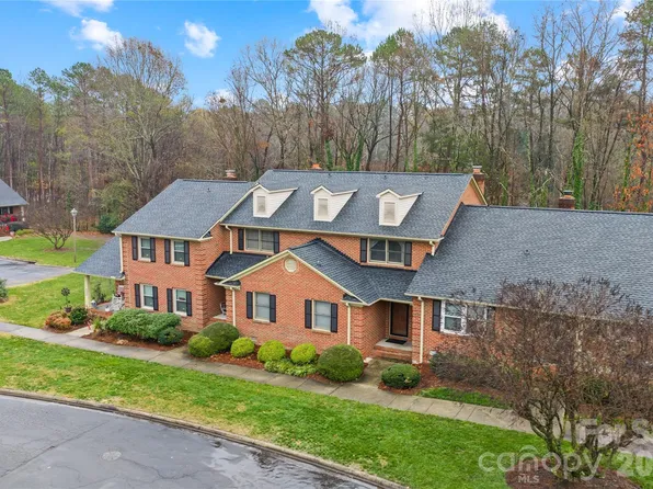 8430 Coulwood Oak Ln, Charlotte, NC 28214