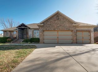 760 S Long Dr, Springfield, MO 65802