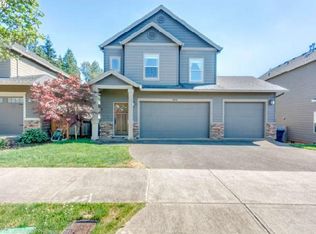 39448 Trillium St, Sandy, OR 97055