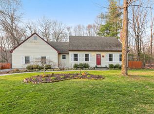 2 Cope Farms Rd, Farmington, CT 06032