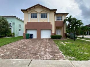 15465 SW 19th Way, Miami, FL 33185