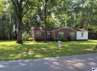 812 N Hampton St, Marion, SC 29571