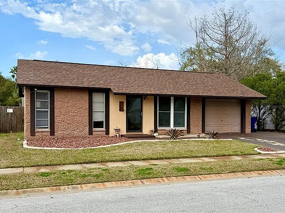 2nd image of 7974 Avenal Loop