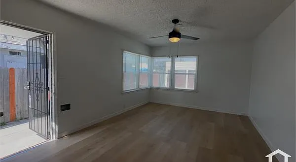 2 bed, 691 sqft, $2,500 — Photo 4