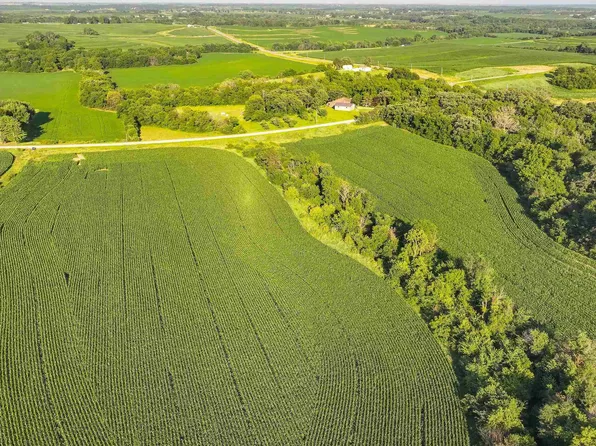 3 SE 100th St, Runnells, IA 50237