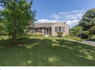 137 Farvu Ln, Phoenixville, PA 19460