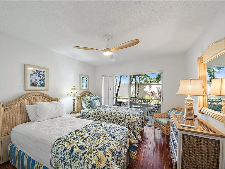 425 Cerromar Ter #359 — Photo 71