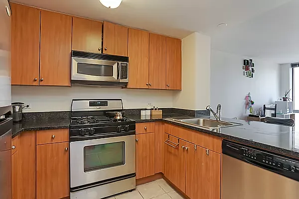 Rented by Corcoran | media 2