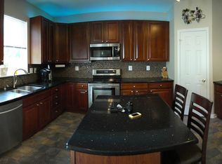 2740 Quaker Ct, York, PA