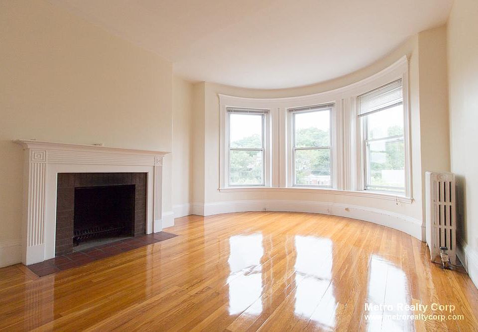 1st image of 1369 Beacon St #42