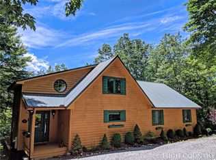 148 High Knob Rd, Deep Gap, NC 28618