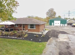 9525 McNaughton Line, Chatham Kent, ON N7M5J7