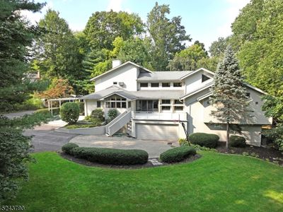 121 Woodcliff Ave, Woodcliff Lake, NJ, 07677