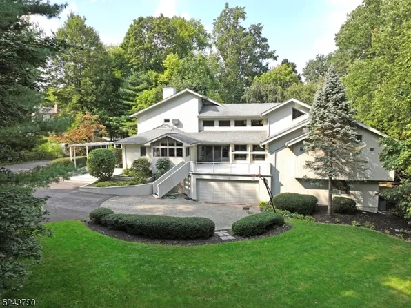 121 Woodcliff Ave, Woodcliff Lake Boro, NJ 07677