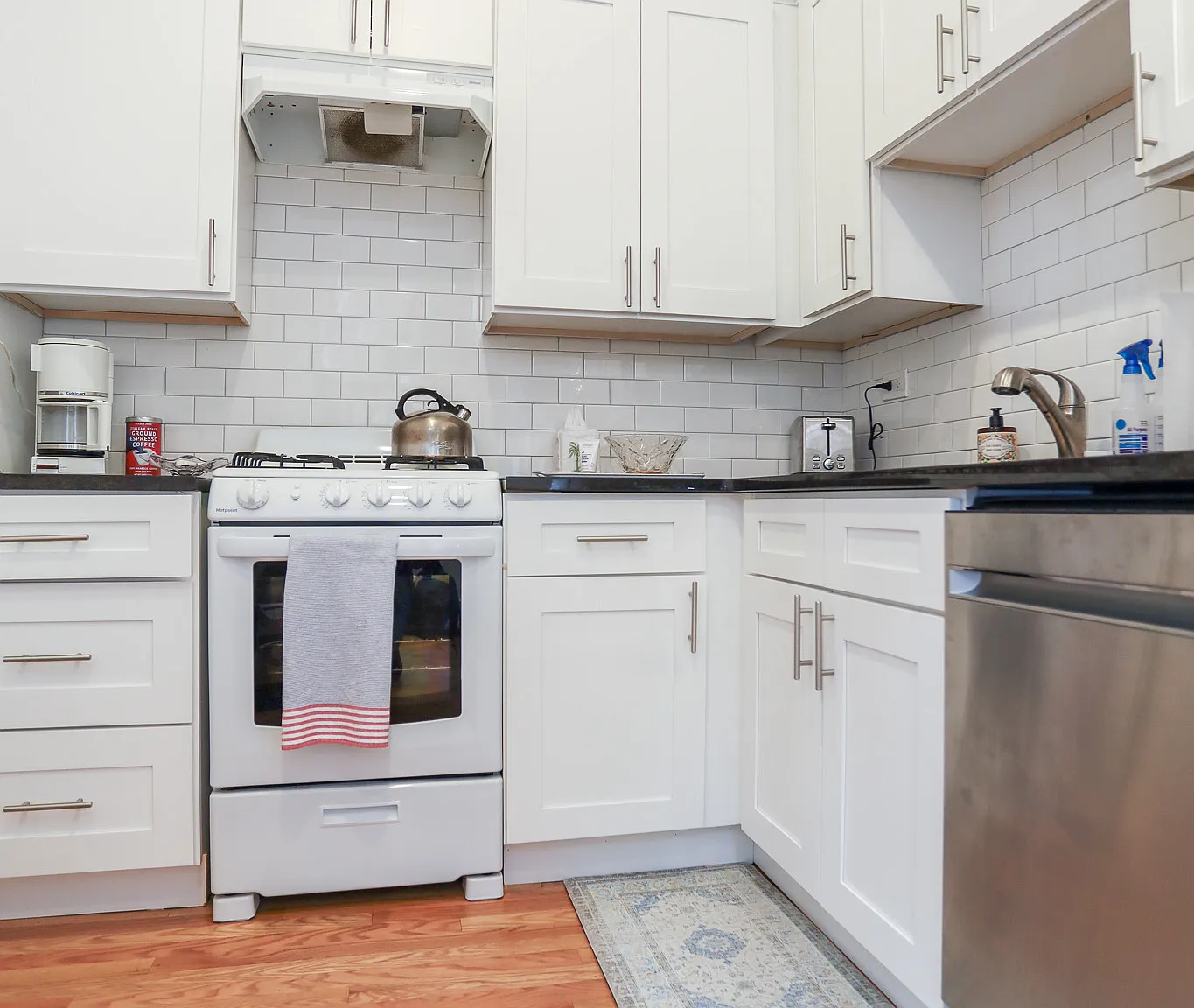 Studio, 450 sqft, $1,750 — Photo 2