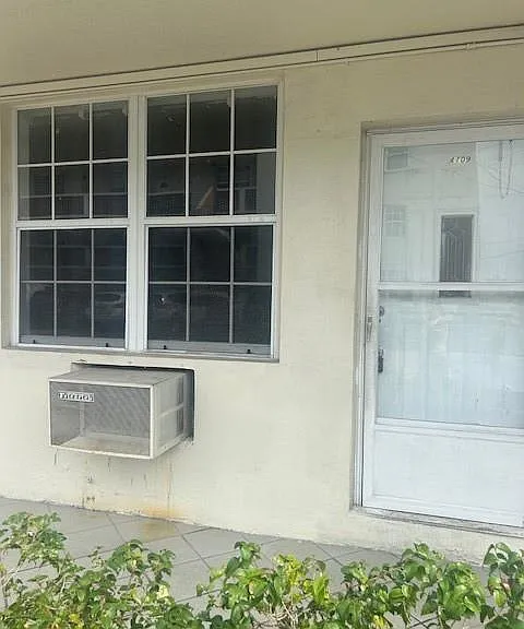1800 79th Street Cswy #109 — Photo 5