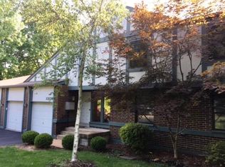 13133 Royal Pines Dr UNIT 2, Saint Louis, MO