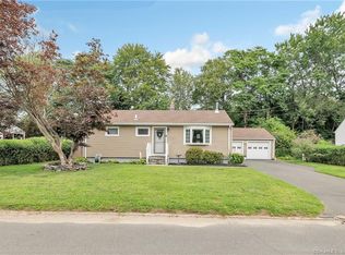 83 Spruce St, Milford, CT 06460