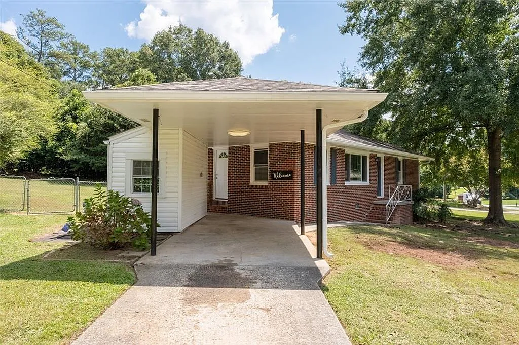 3 bed, 2.5 bath, 1125 sqft, $2,100 — Photo 4
