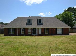 4451 Lotus Cv, Nesbit, MS 38651