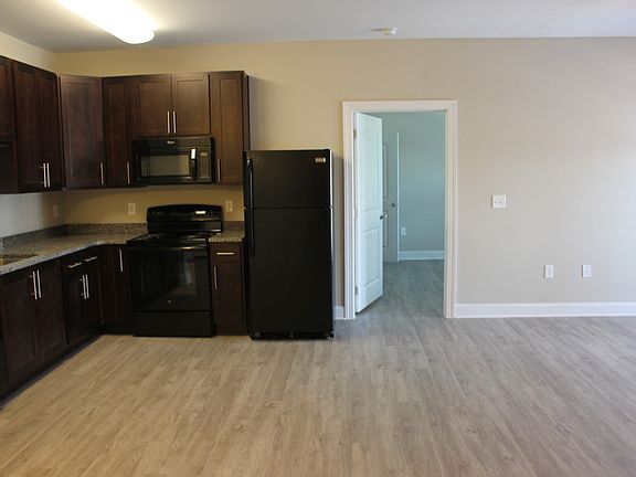 5th image of 151 Howard Ln APT 201