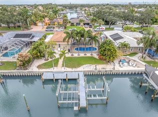 4200 46th Ave S, Saint Petersburg, FL 33711