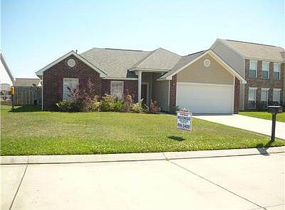 2nd image of 18115 Lake Vista Dr