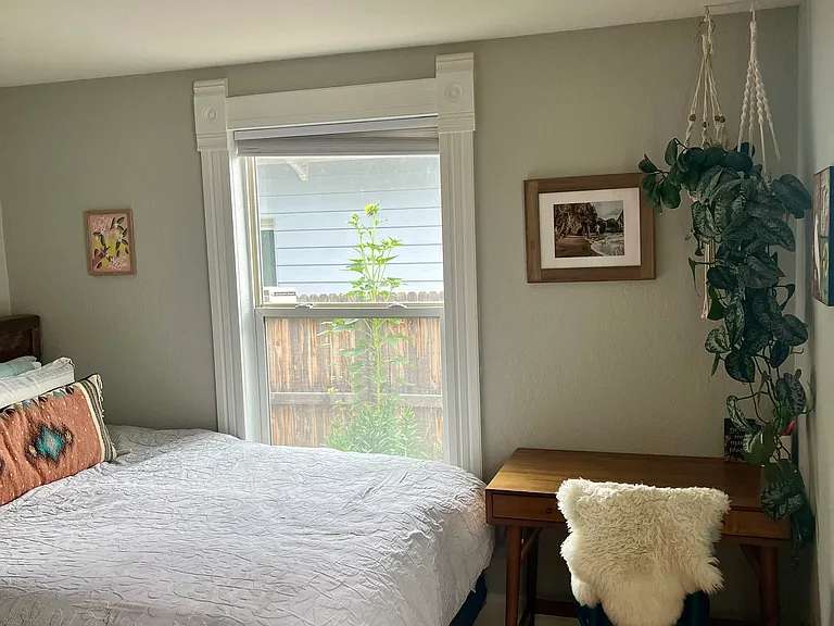Down stairs bedroom 1