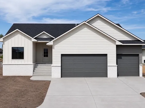 5754 N Edwards St, Wichita, KS 67204