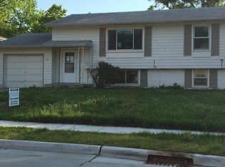 41 Wenwood Cir, Council Bluffs, IA 51503