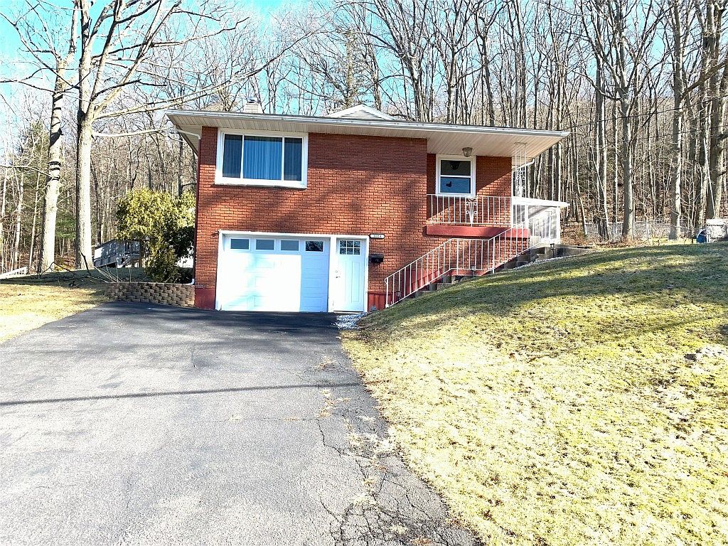 1024 Beachwood Ln, Vestal, NY 13850 Zillow