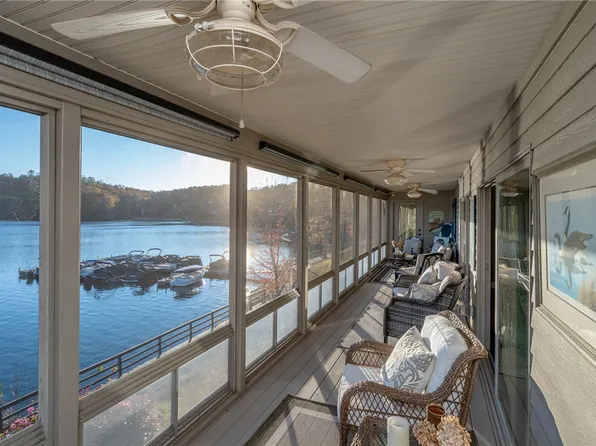 1230 Melton Rd Building 129, West Union, SC 29696