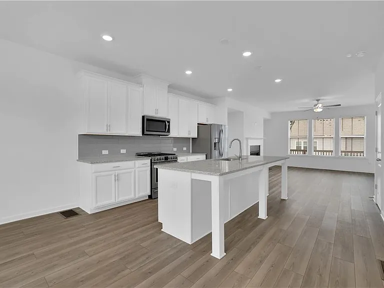 2699 Richmond Row Dr — Photo 5