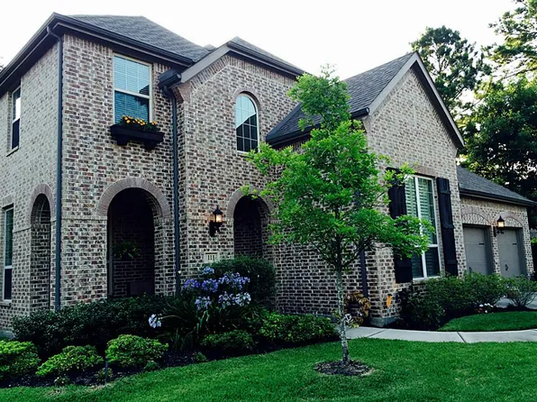 111 Dewberry Pl, Montgomery, TX 77316