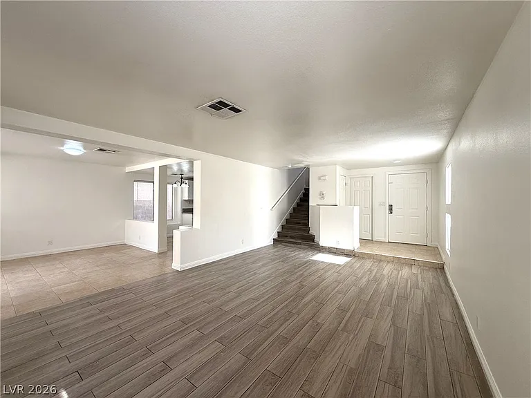 4537 Fireside Ln — Photo 5